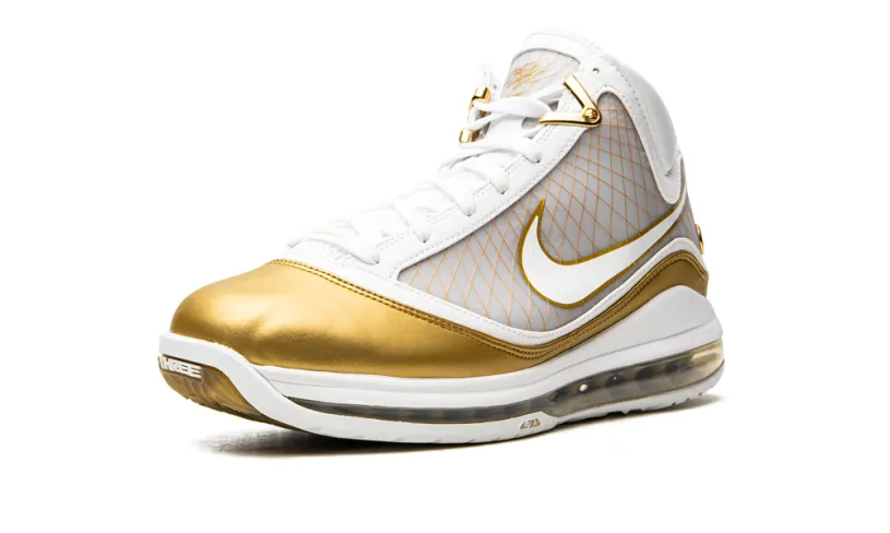 Nike Basketball Lebron 7 Retro QS 'China Moon'